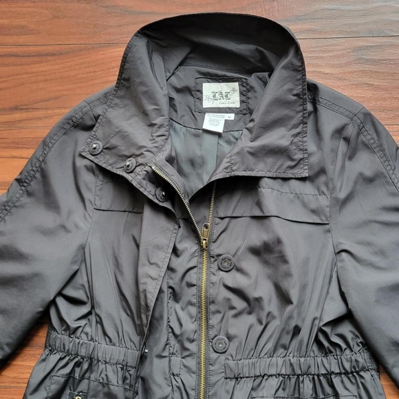Black Windbreaker Jacket Size M - Picture 5 of 8